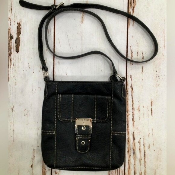 Women's Nine West Black Crossbody Bag Small Faux Leather - Picture 1 of 5